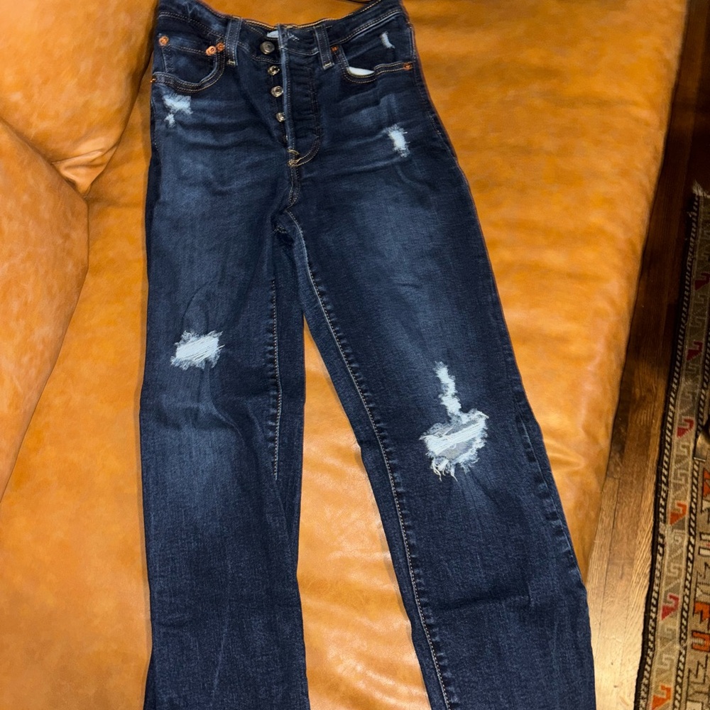 Levi’s Ribcage Straight Ankle Jeans